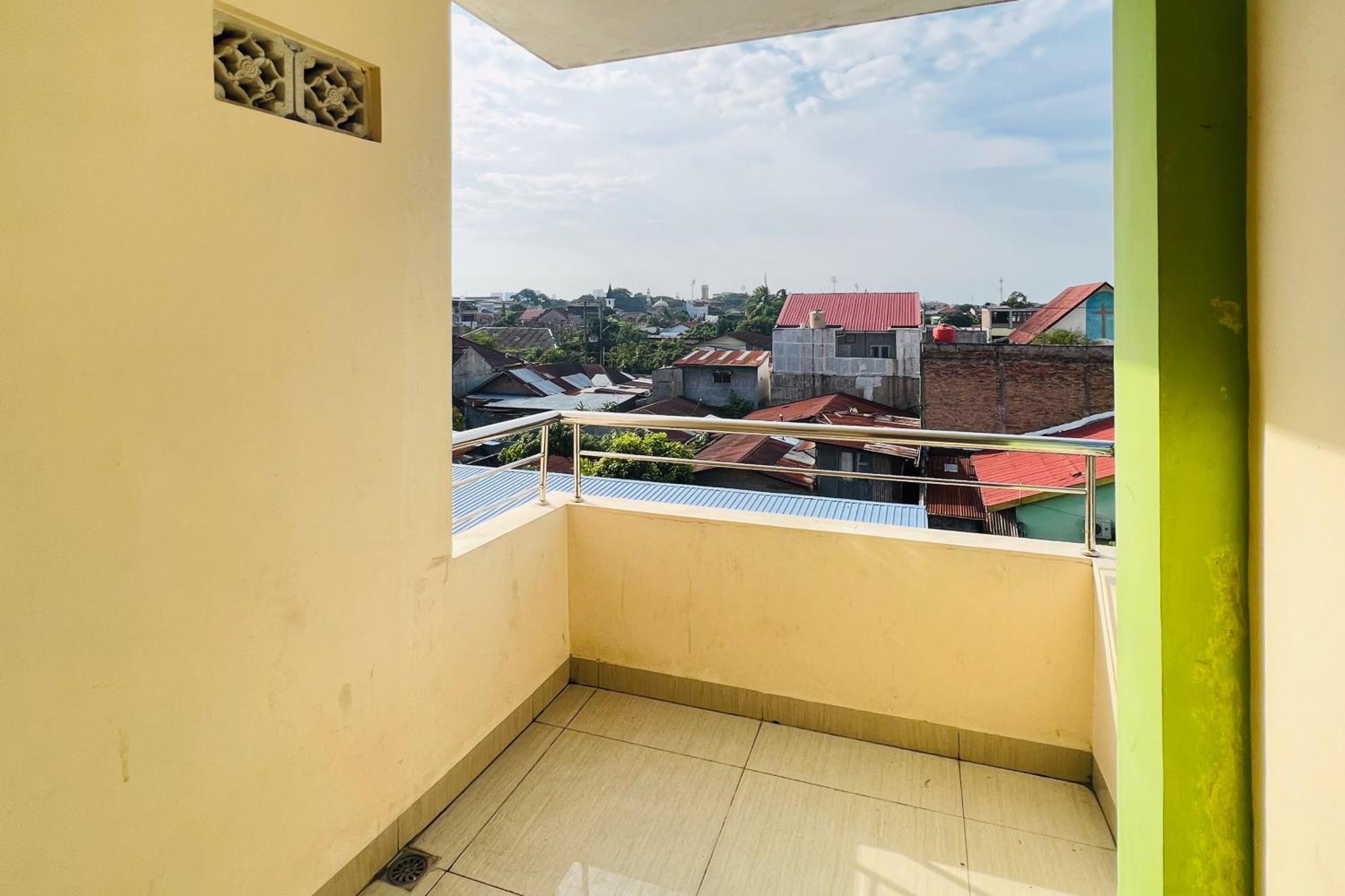 Teratai Residence Mitra Reddoorz Medan Buitenkant foto